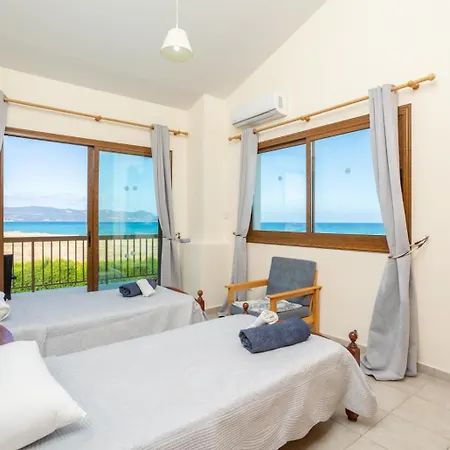 Villa Blue Bay Nicole Mavroli